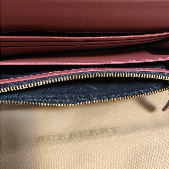Authentic Burberry Pink Leather Wallet - Picture 8 of 10